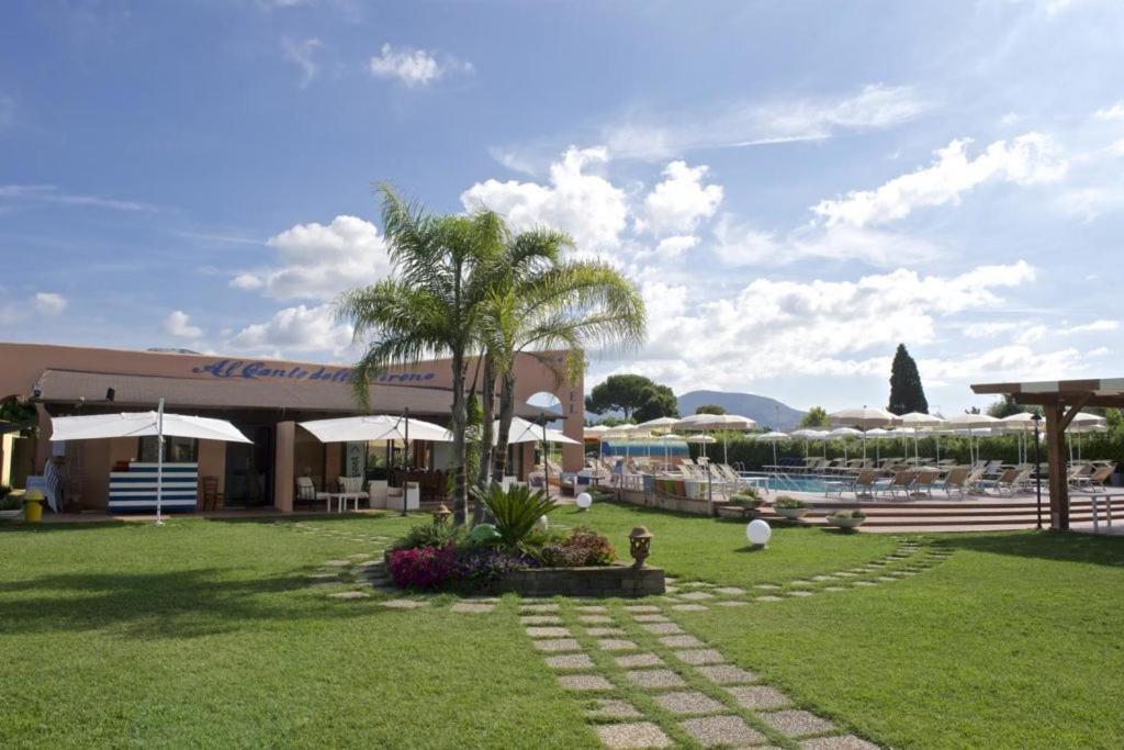 Hotel Ristorante Al Canto Delle Sirene Terracina Ngoại thất bức ảnh