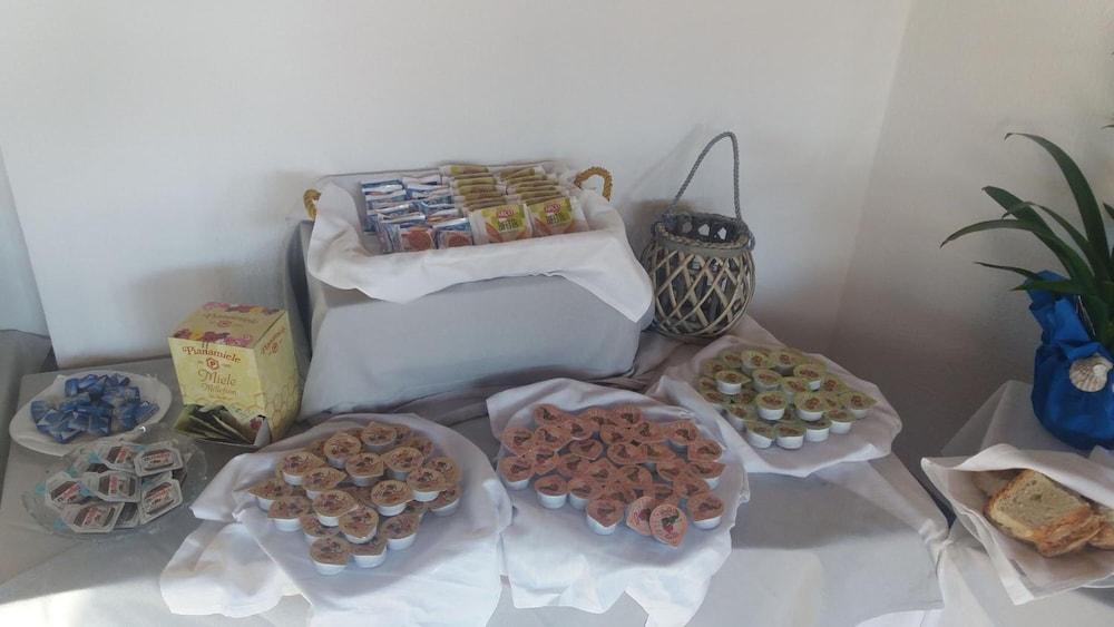 Hotel Ristorante Al Canto Delle Sirene Terracina Ngoại thất bức ảnh