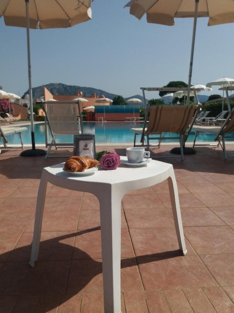 Hotel Ristorante Al Canto Delle Sirene Terracina Ngoại thất bức ảnh