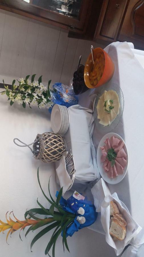 Hotel Ristorante Al Canto Delle Sirene Terracina Ngoại thất bức ảnh